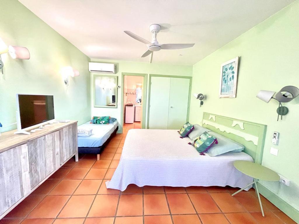 Guadeloupe- Saint-Francois- Residence Anse Des Rochers - Appartement Quart De Villa Etage - Vue Mer- 4 Personnes - Lit Bebe Sur Demande - Citerne Et Wifi Prives - Acces Plage Direct - Сен-Франсуа Экстерьер фото